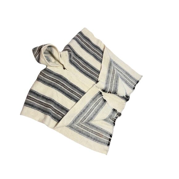Genuine Alpaca Wool Poncho Warm Coat Sweater Jacket Peru Blanket Hooded One Size - Picture 3 of 6